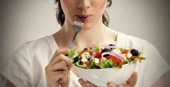 neska entsalada plater bat eusten